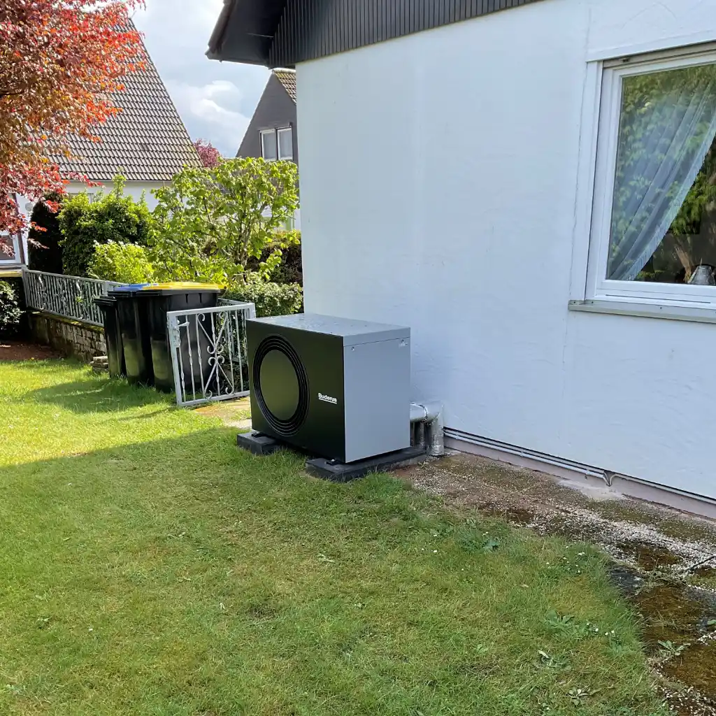 Buderus Wärmepumpe Außeneinheit